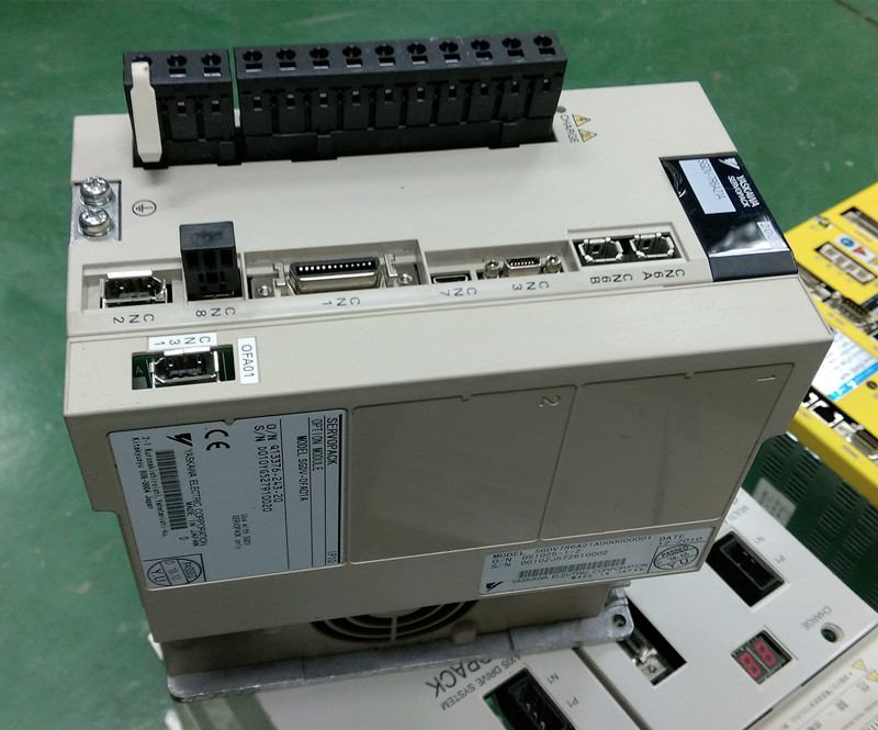 YASKAWA SERVOPACK SGDV-7R6A21A/OPTION MODULE SGDV-OFA01A YASKAWA SERVOPACK SGDV-7R6A21A/OPTION MODULE SGDV-OFA01A